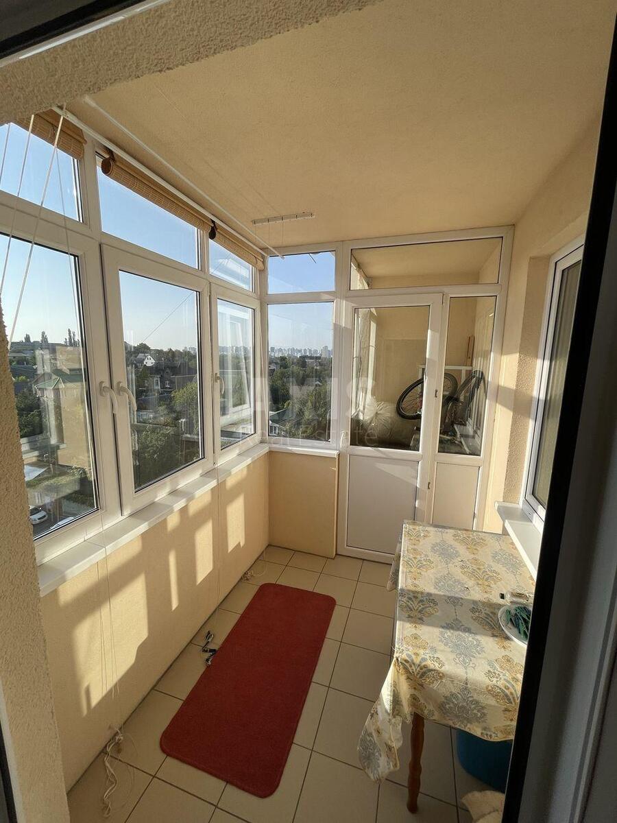 1k apartment vul. Petropavlivs'ka 50Б7