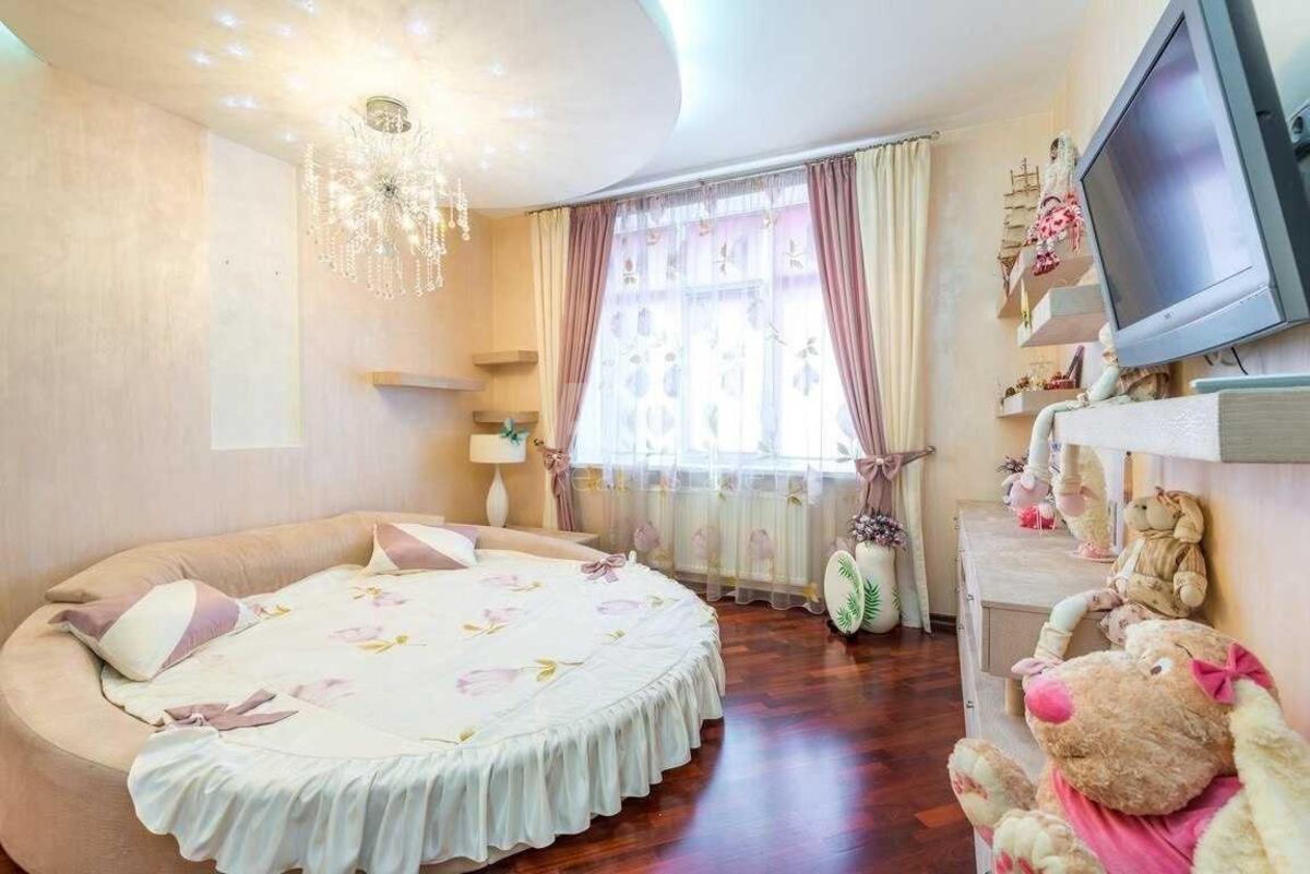 4k apartment bul. Lesi Ukrai'nky 7Б2