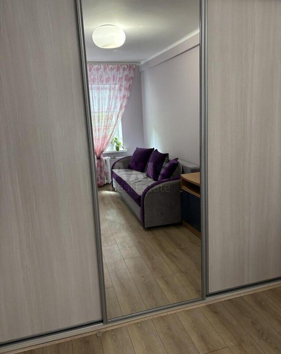 2k apartment vul. Doncja Myhajla 23Б6