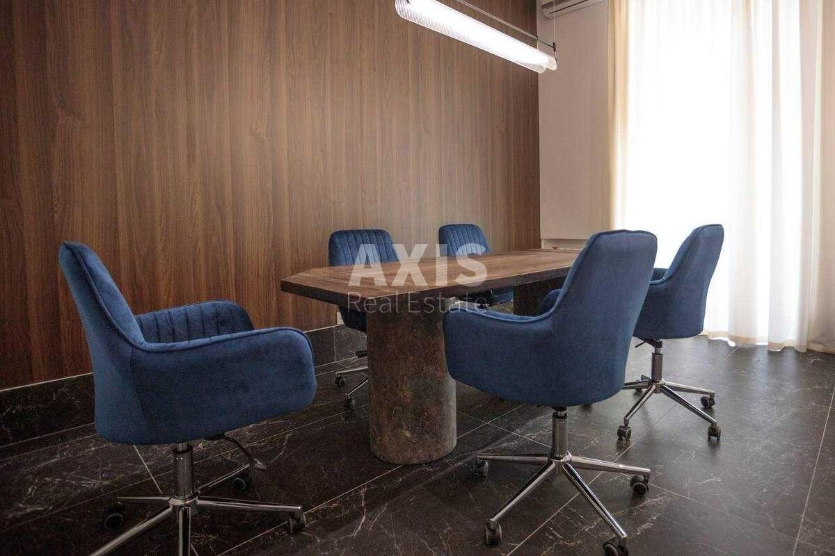 Office vul. Velyka Vasyl'kivs'ka 38, 100m22