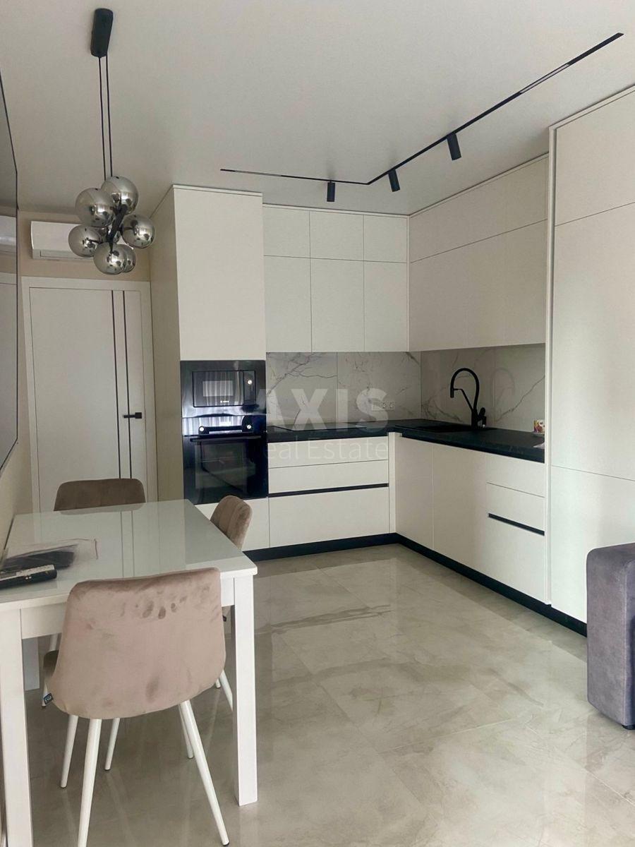 1k apartment vul. Grechka Marshala 44