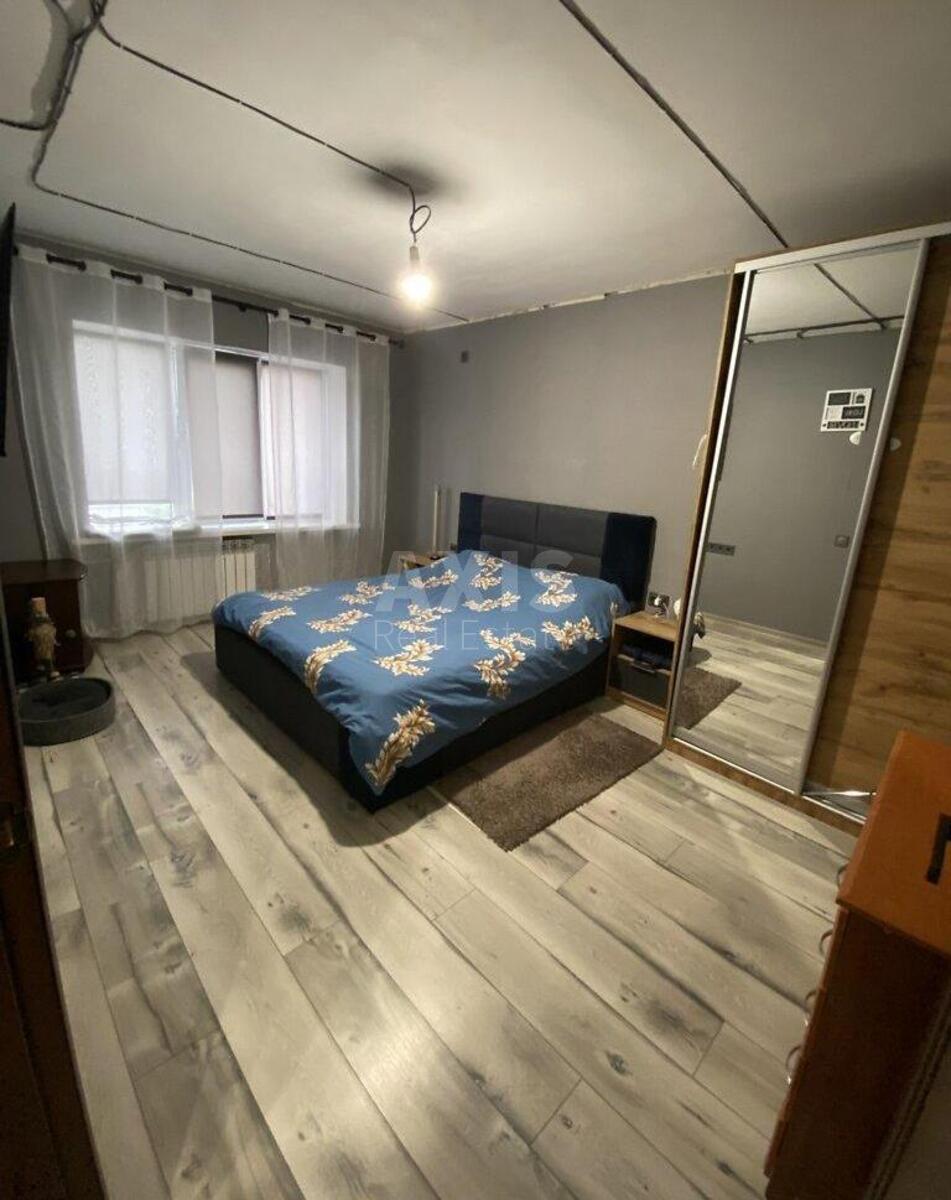 2k apartment pl. Peremogy 98/20