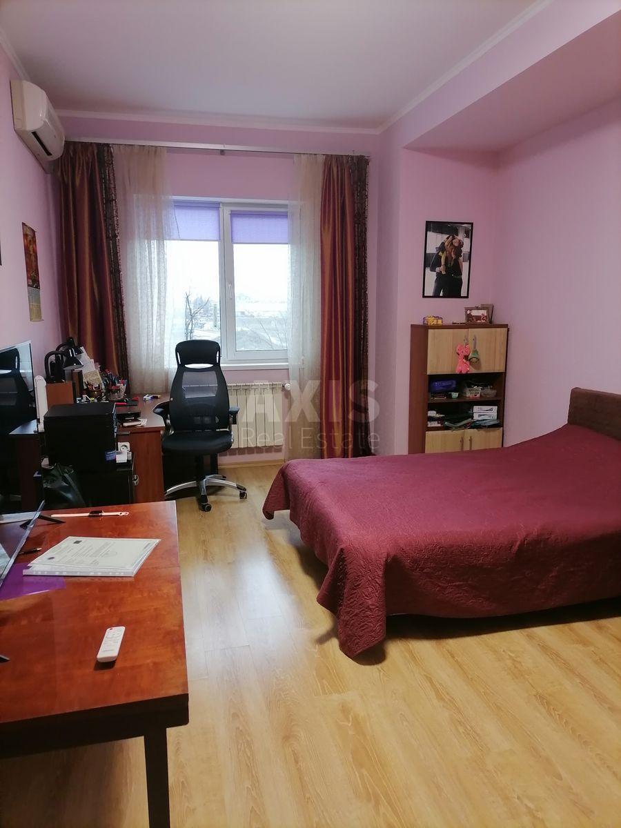 3k apartment vul. Djachenka Ivana 20Б8
