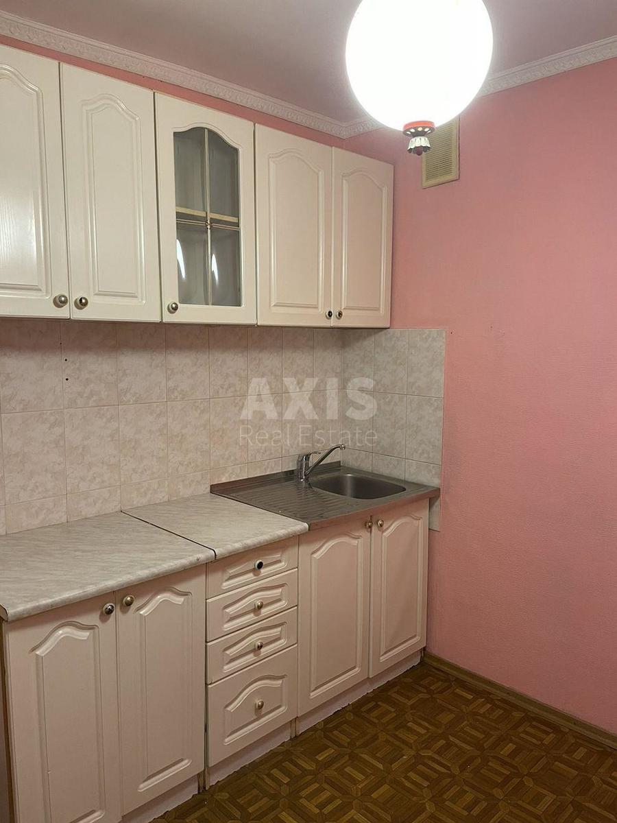 1k apartment pr-t Majakovs'kogo Volodymyra 3В10