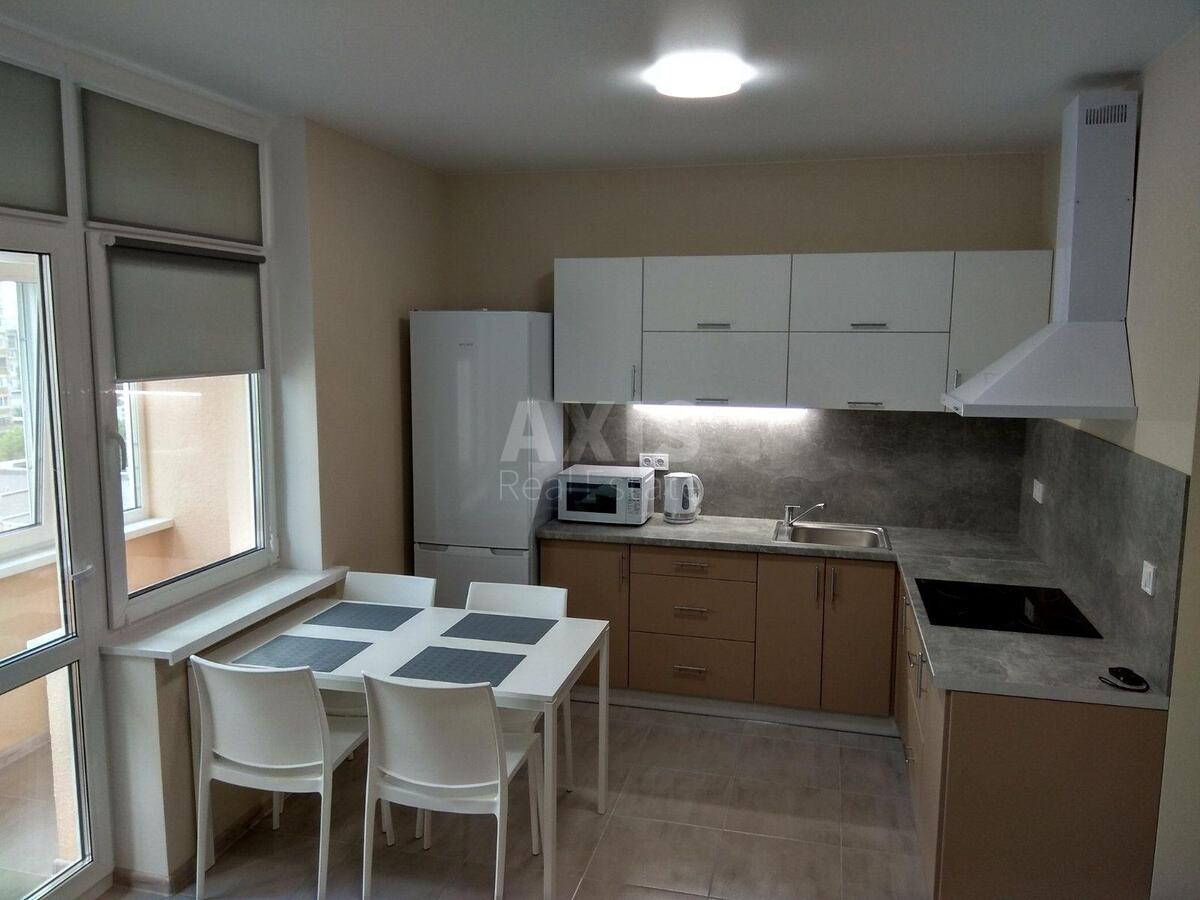 2k apartment vul. Lypkivs'kogo Vasylja Mytropolyta 37Г60573