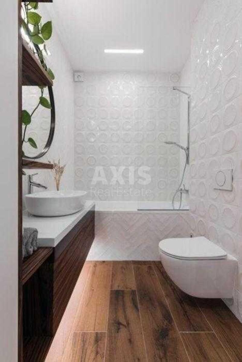 2k apartment vul. Strutyns'kogo Sergija 28