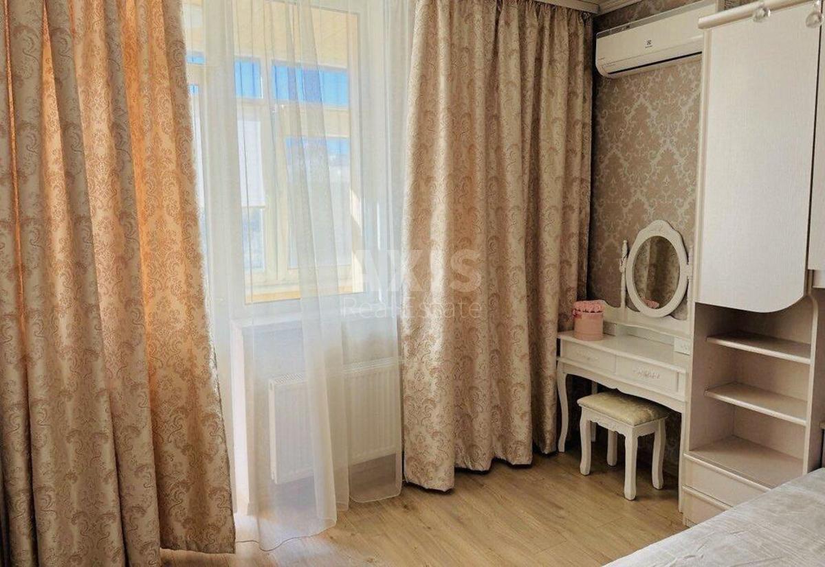2k apartment vul. Yulia Zdanovska 46/12