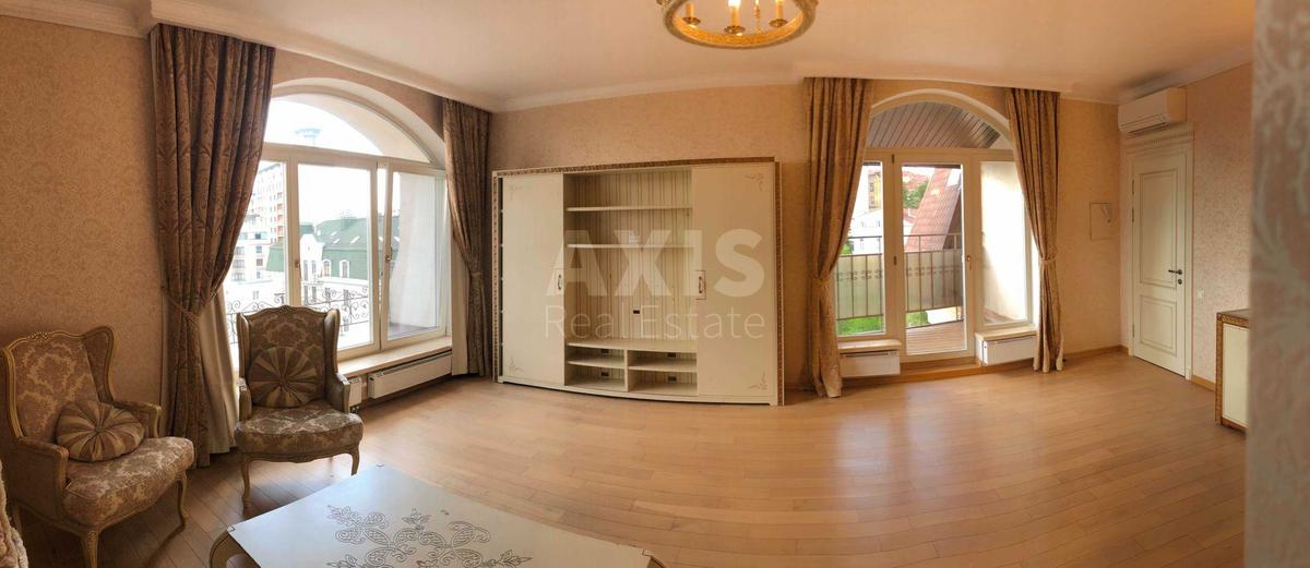 5k apartment uzv. Krutyj 51
