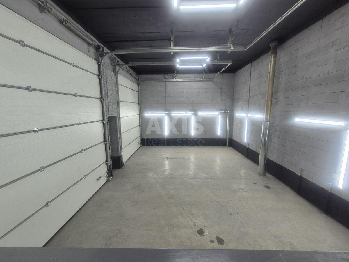 Service object dor. Velyka Kil'ceva 4, 280m2625163