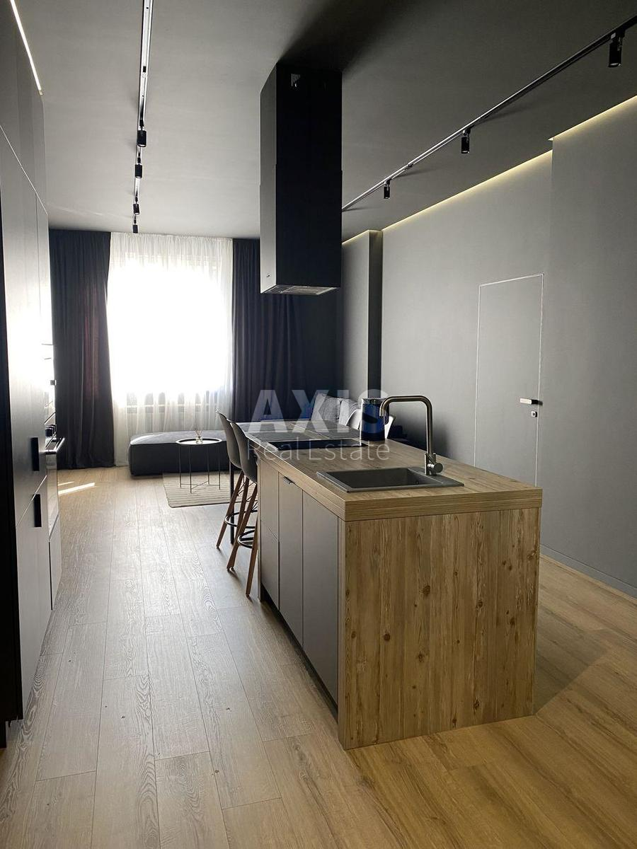2k apartment vul. Preobrazhens'ka 8Б398520