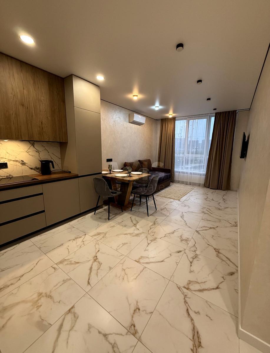 1k apartment vul. Rodyny Kristeriv 16616002