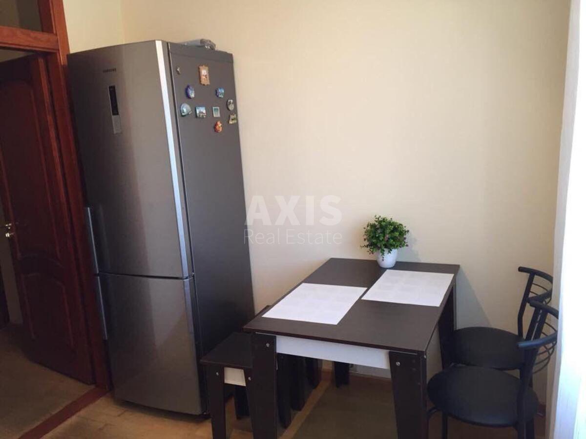 2k apartment vul. Bal'zaka Onore de 81/1618300