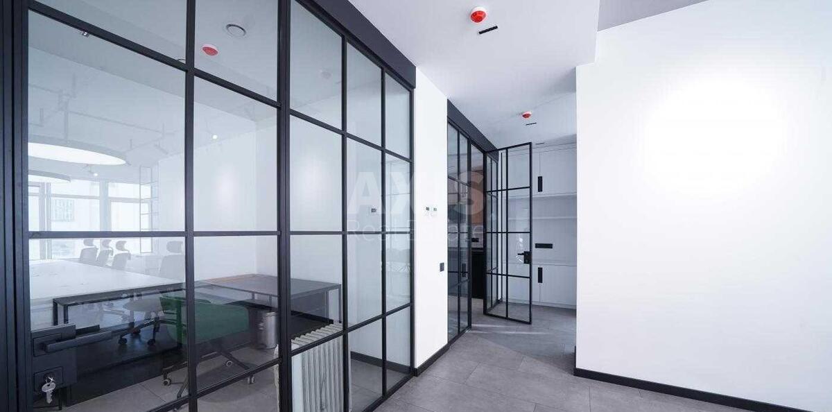 Office uzv. Klovs'kyj 7, 133m23