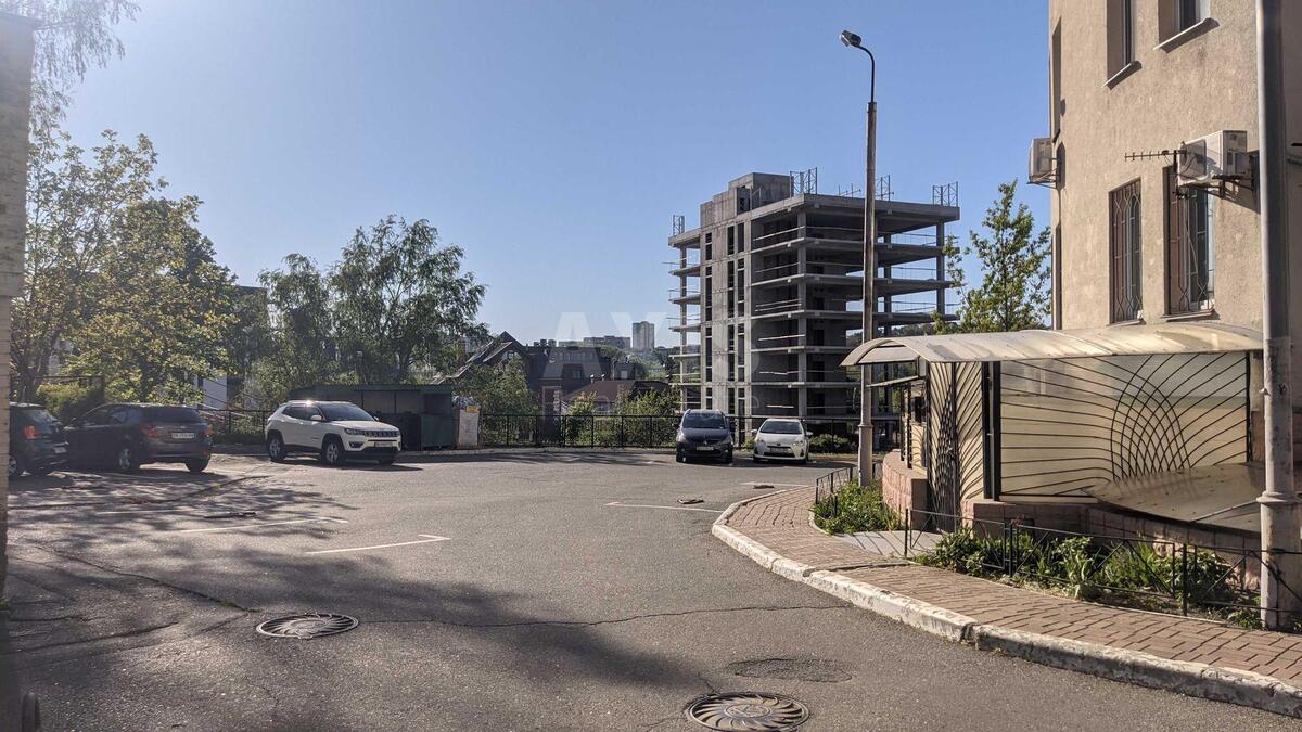 3k apartment vul. Lobanovs'kogo 126Г6203918