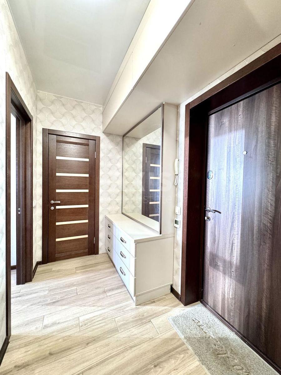 2к квартира ул. Практичная 36