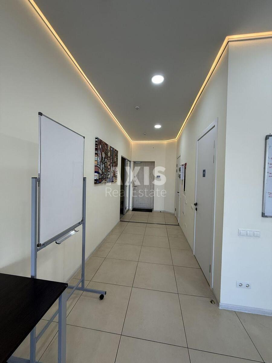 Office uzv. Klovs'kyj 7, 130m2537529
