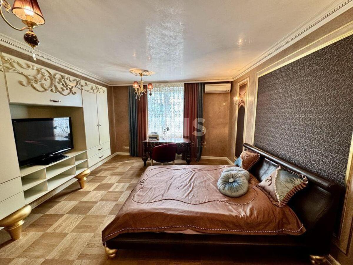 4k apartment vul. Okipnoi' Rai'sy 10б