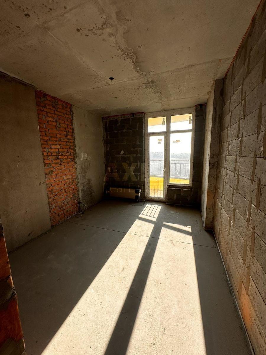 1k apartment vul. Radchenka Petra 273