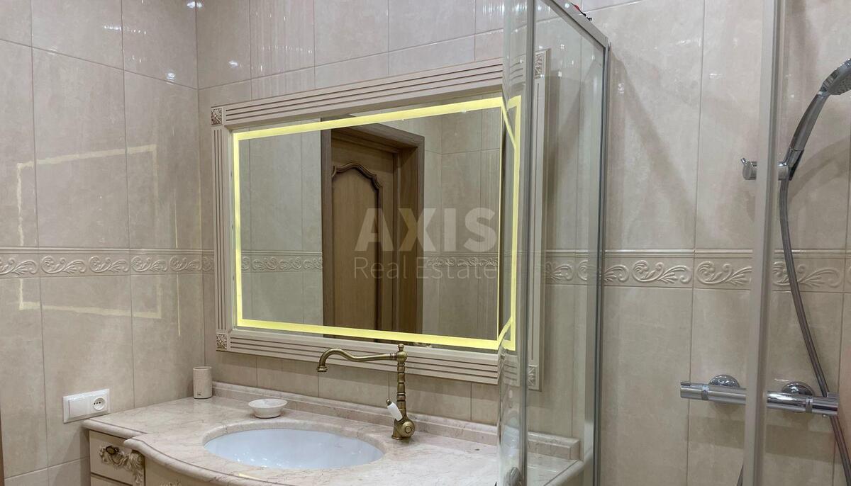 2k apartment vul. Bakyns'ka 37Д7