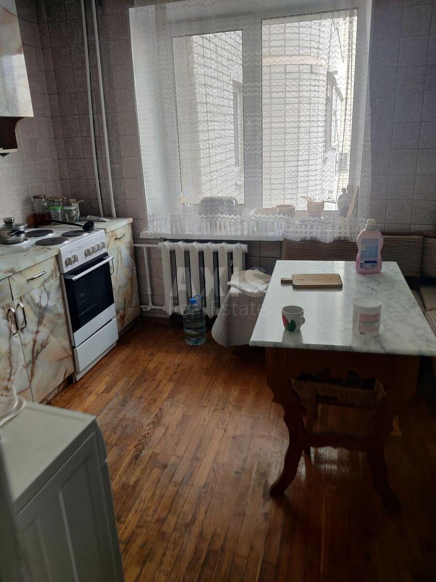 3k apartment vul. Ushyns'kogo 25627401