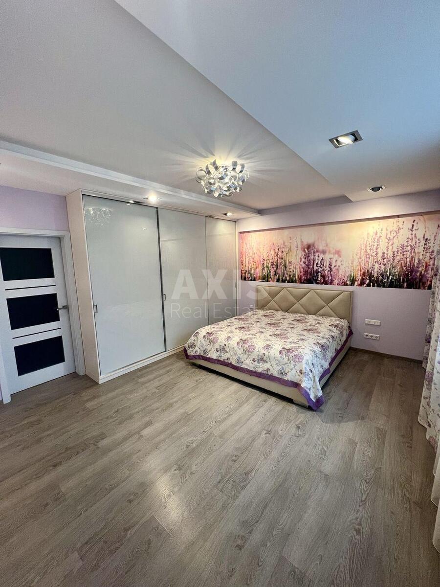 3k apartment vul. Yulia Zdanovska 71Г19