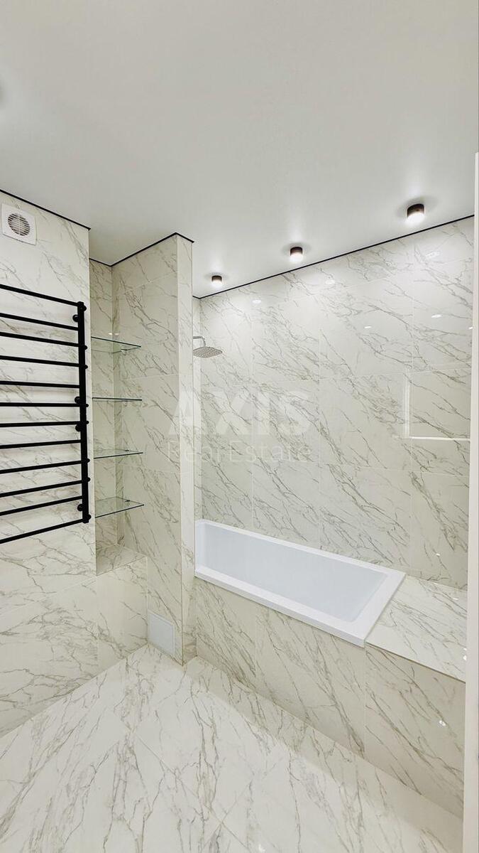 1k apartment vul. Vasylivs'ka 15