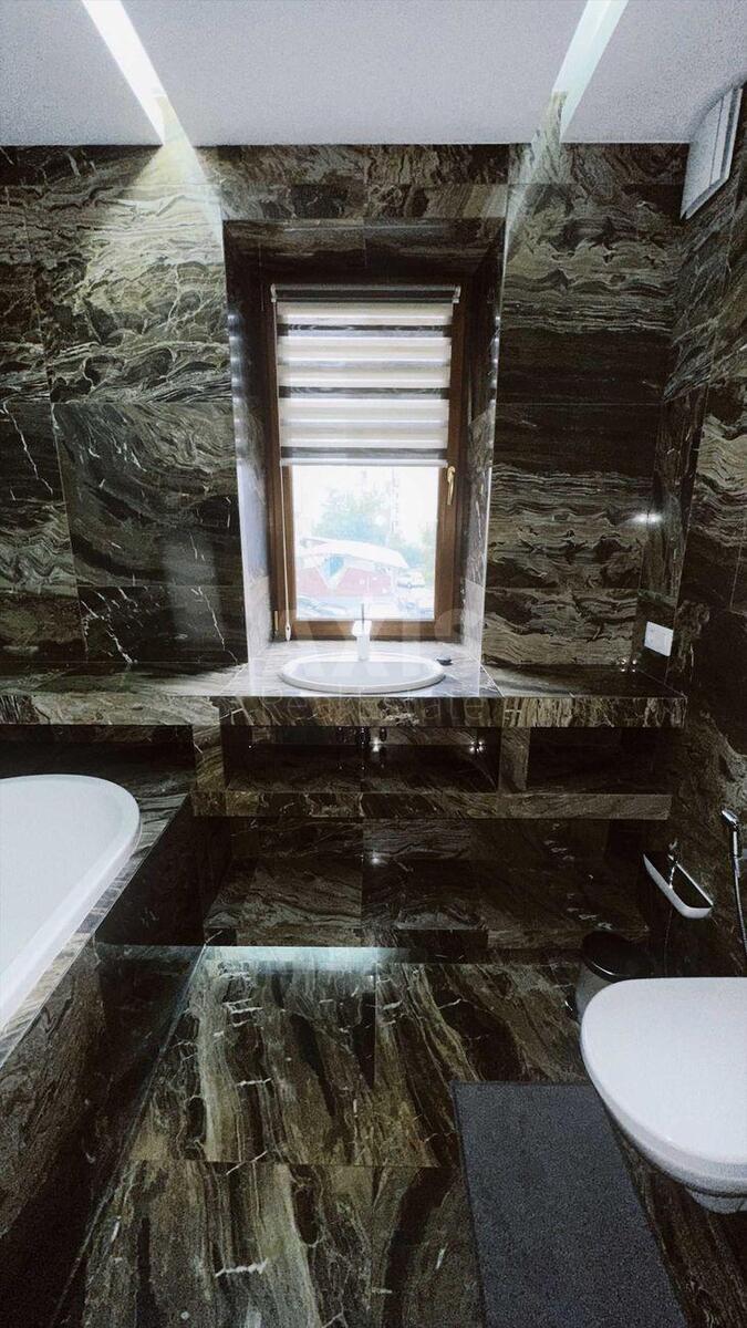 3k apartment vul. Ahmatovoi' Anny 13Д6279717