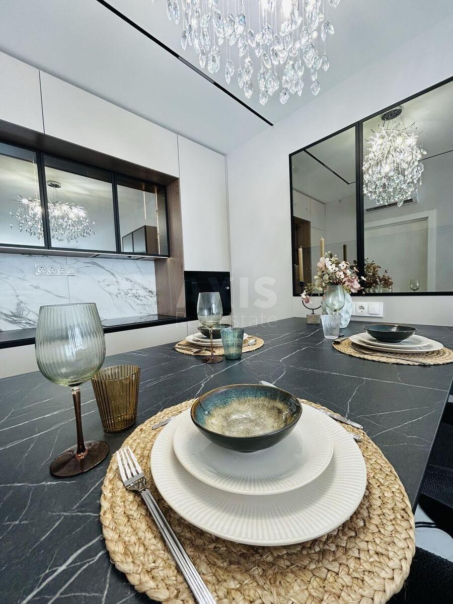 3k apartment vul. Prychal'na 12585984