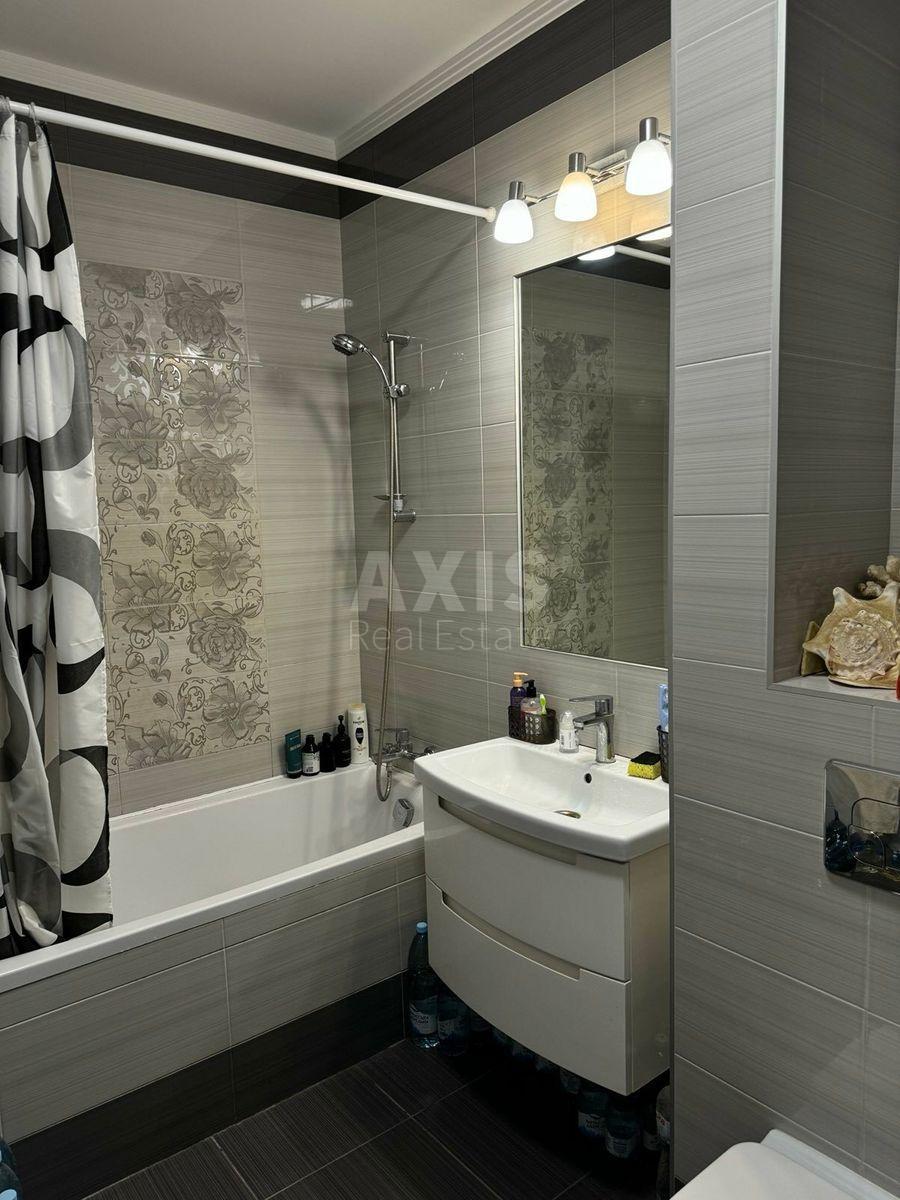 1k apartment vul. Ushakova Mykoly 1Д4