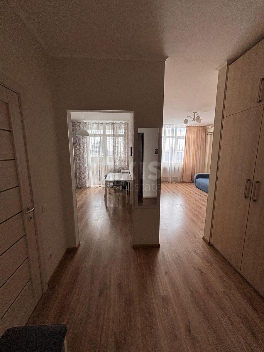 1k apartment vul. Voskresens'ka 145