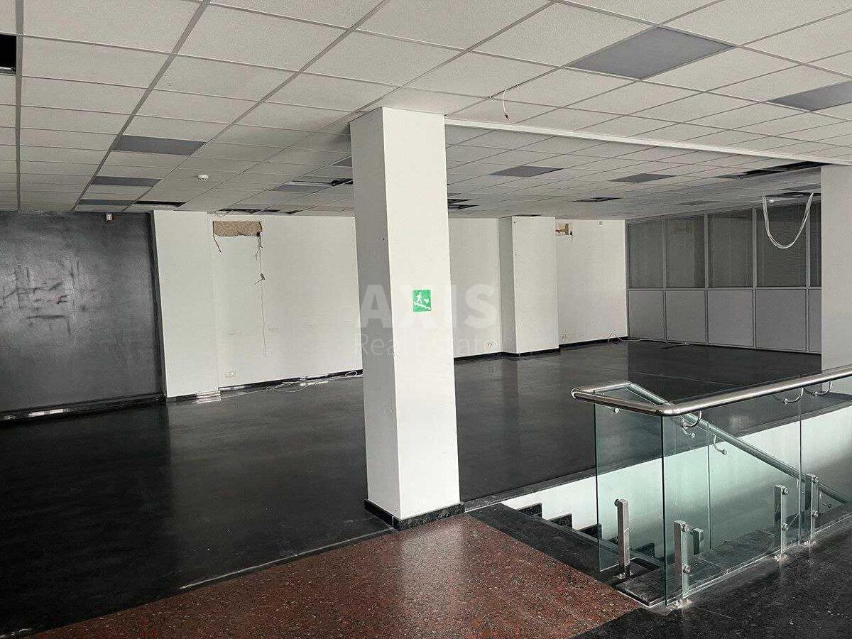 Офис ул. Почайнинская 38, 1630м2588104