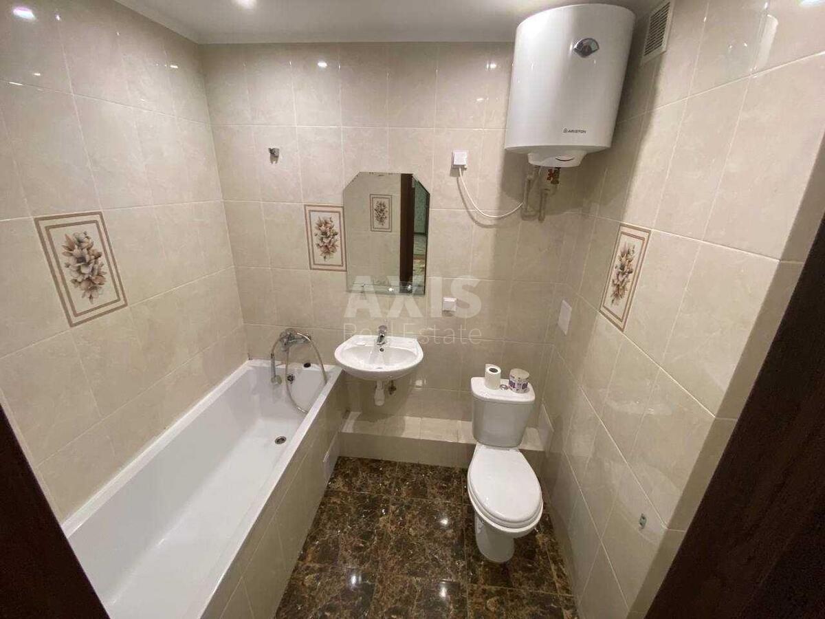 1k apartment vul. Urlivs'ka 23Г7