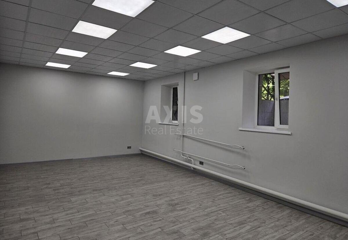 Office vul. Kurs'ka 11, 55m22