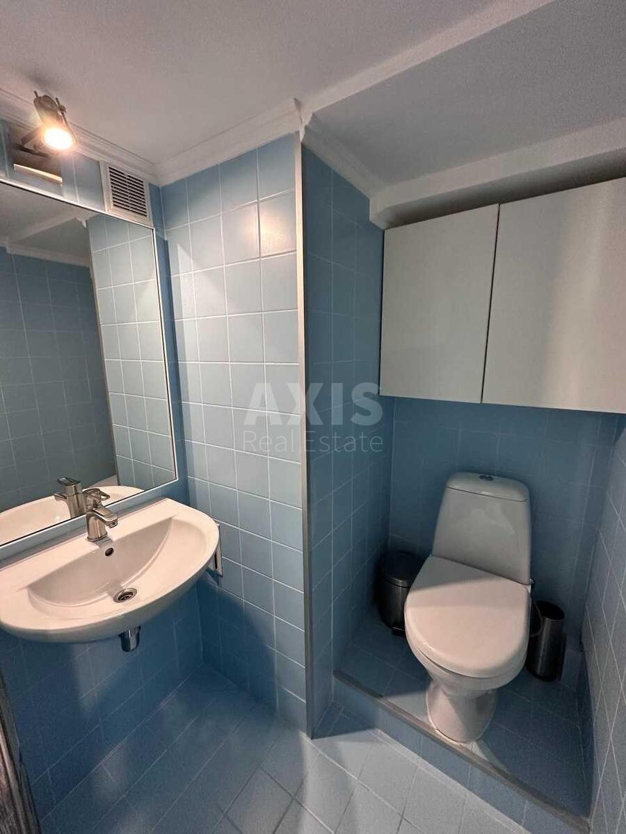 Office vul. Hmel'nyc'kogo Bogdana 32, 42m28