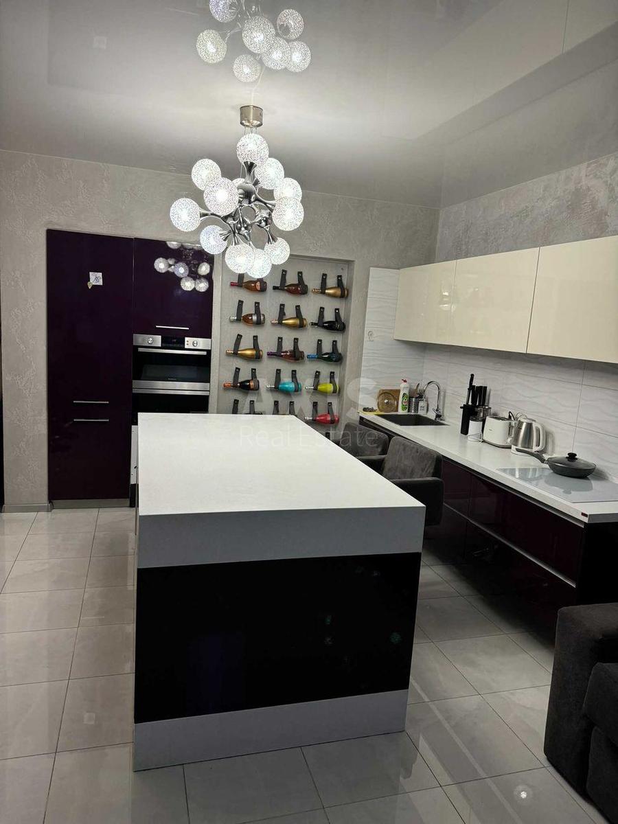 1k apartment prov. Moskovs'kyj 2Б