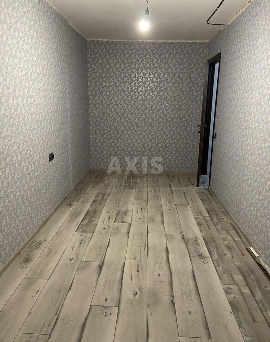 2k apartment pl. Peremogy 98/21