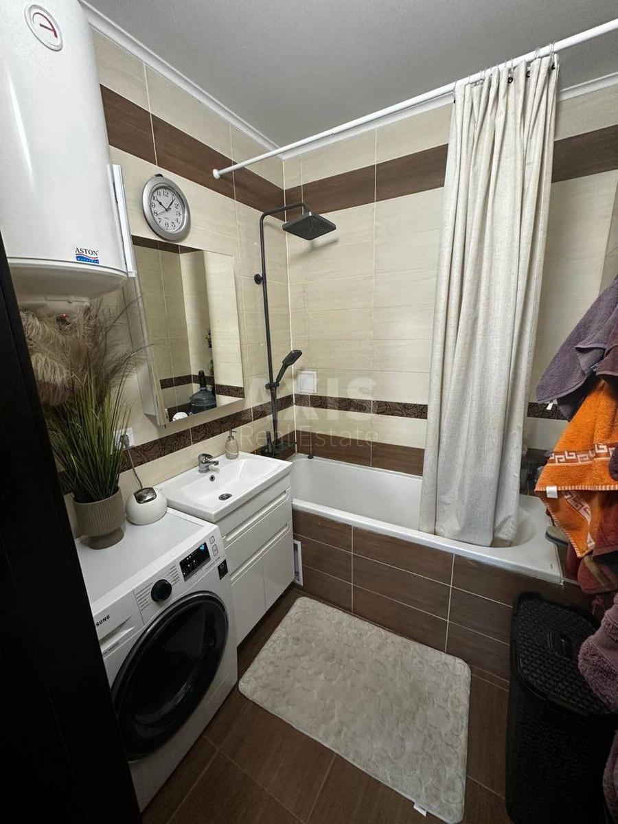 2k apartment vul. Petra Kalnyshevs'kogo 64