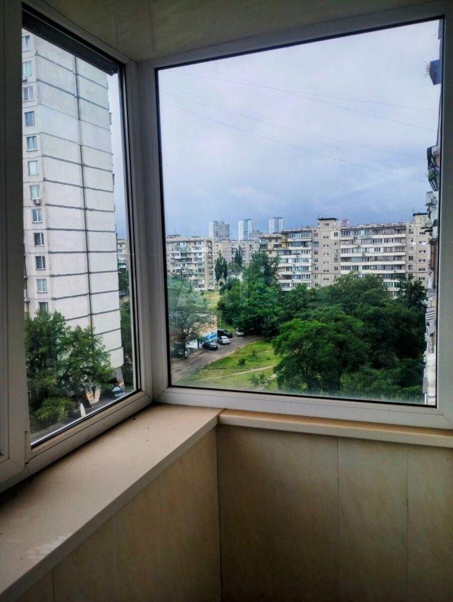 3к квартира пр-т Владимира Ивасюка 15611669