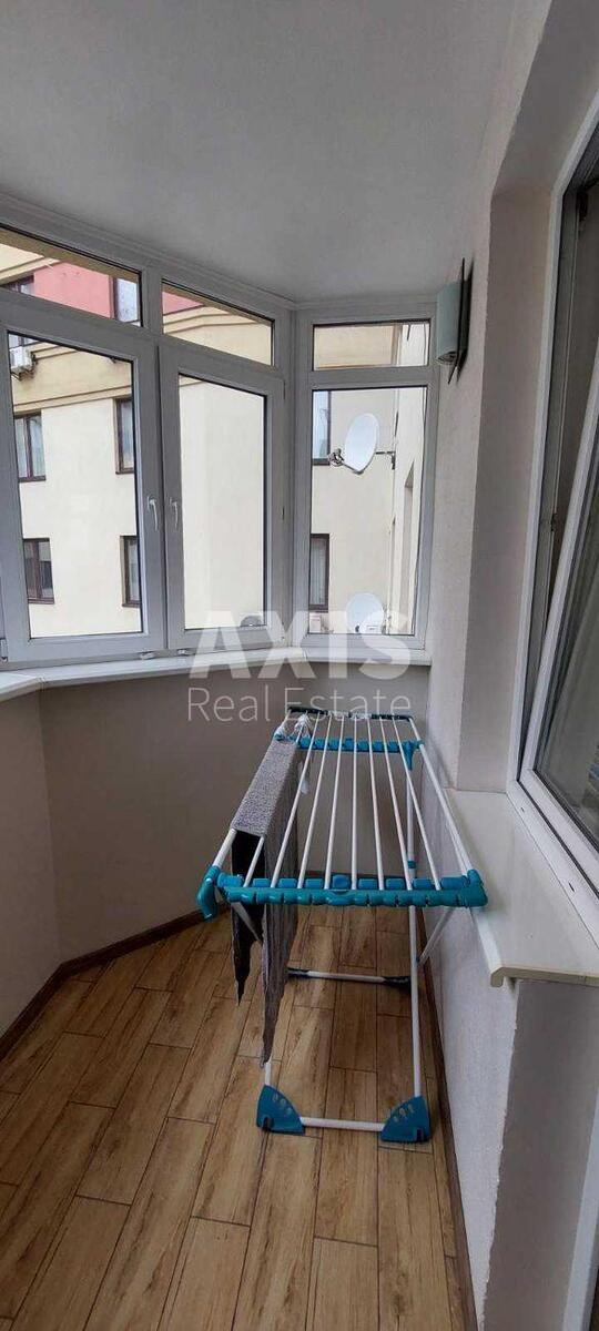 3k apartment vul. Dmytrivs'ka 755685712