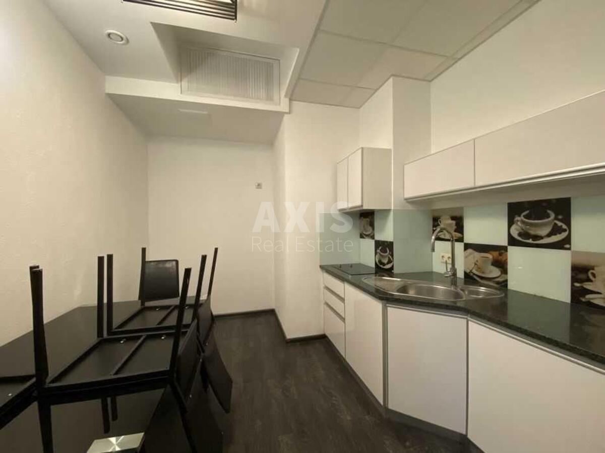 Office uzv. Klovs'kyj 7, 285m25