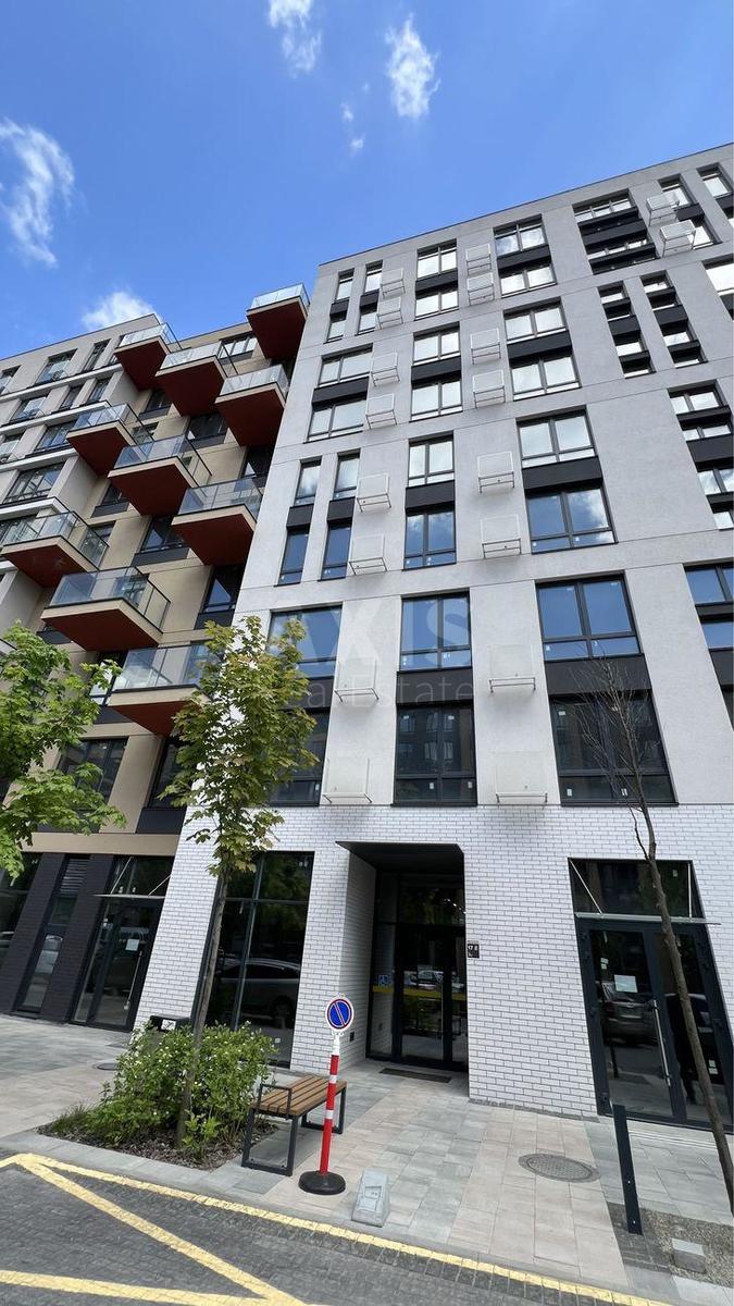 1k apartment vul. Saljutna 2Б