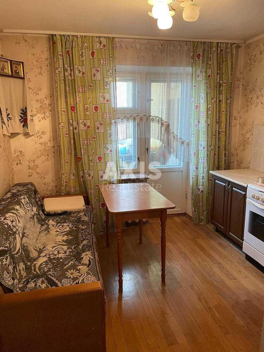 1k apartment vul. Vyshnjakivs'ka 5Б584780