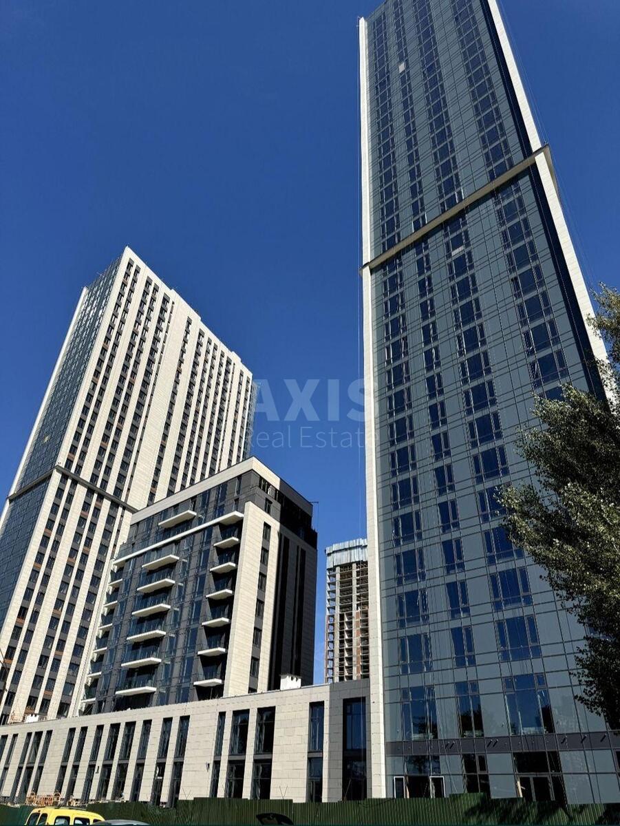 3k apartment vul. Golosii'vs'ka 13