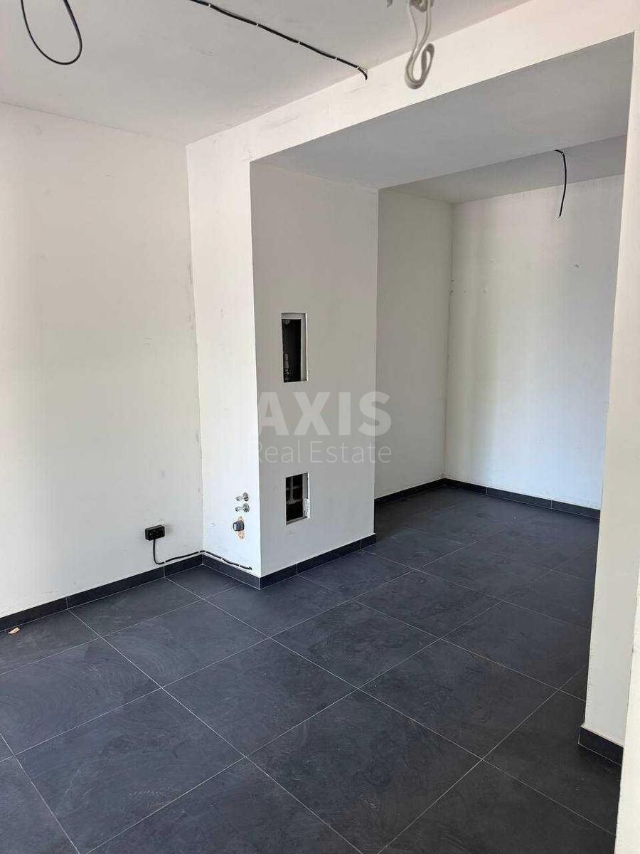 Trade object vul. Smolycha Jurija 6, 52m2566002