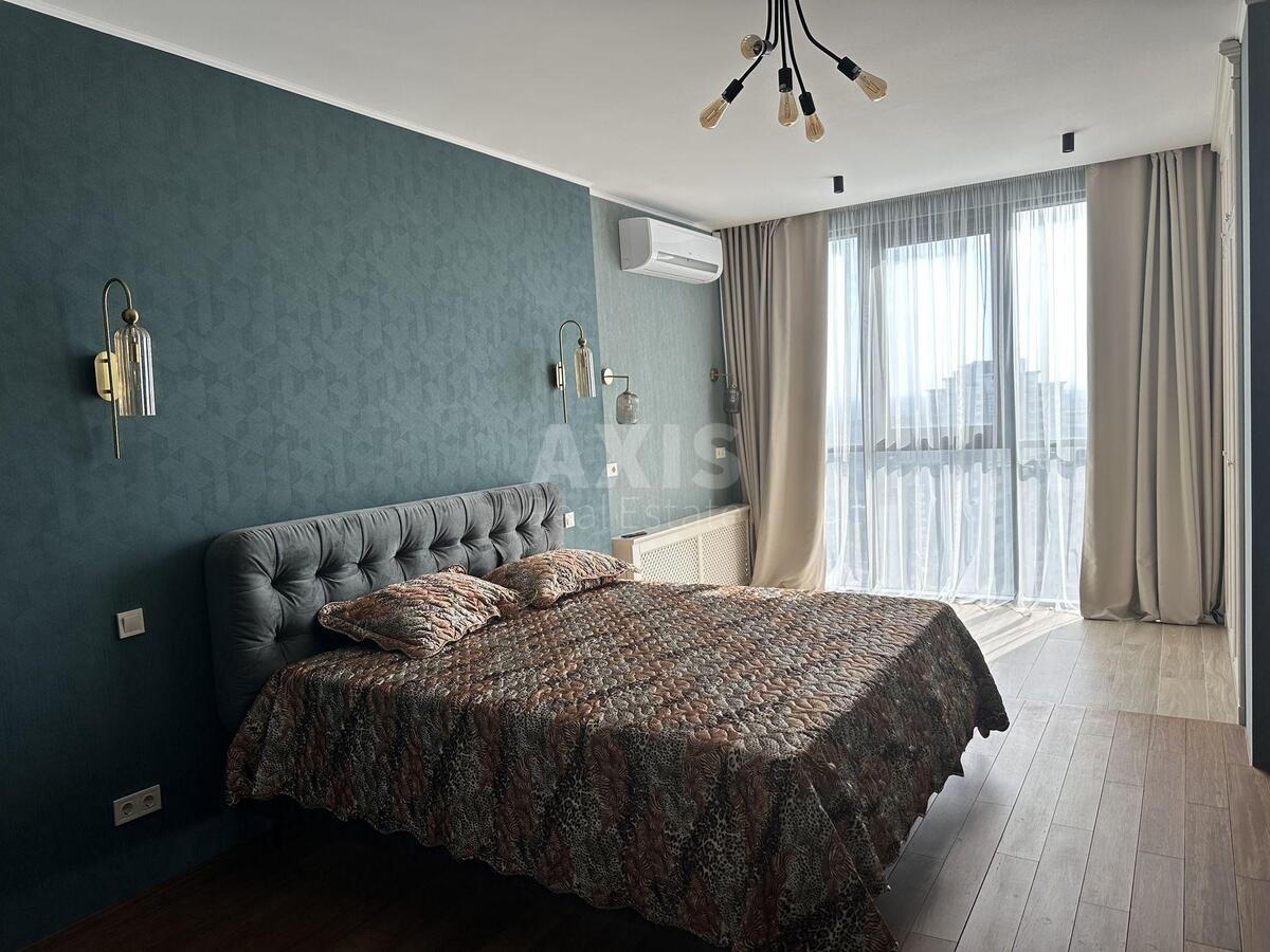 2k apartment vul. Dragomyrova Myhajla 4Б1