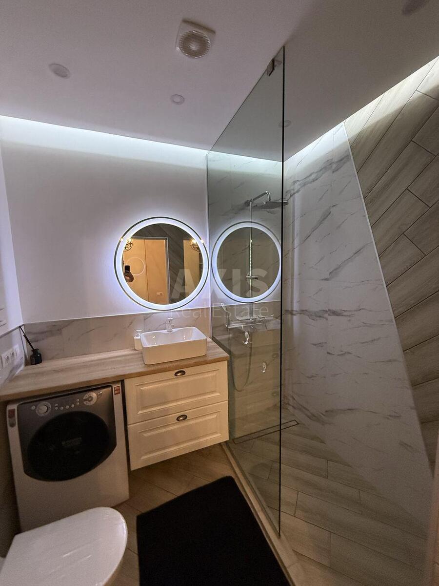 1k apartment vul. Rodyny Kristeriv 20568692