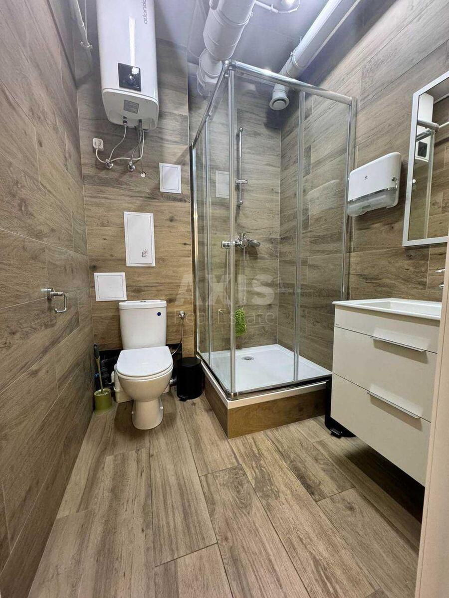 Office nab. Dniprovs'ka 16Д, 88m26232812