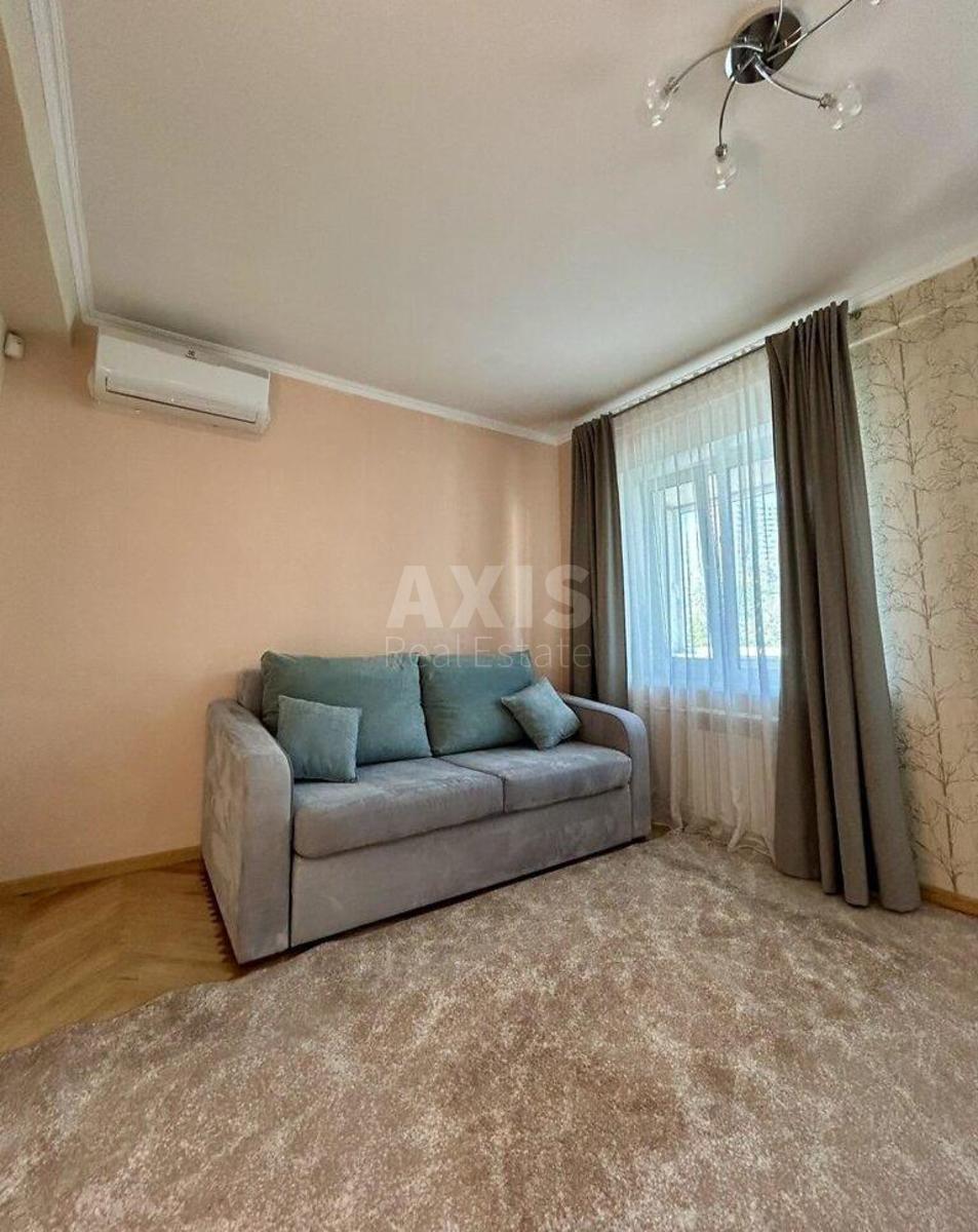 1к квартира бул. Перова 25А1