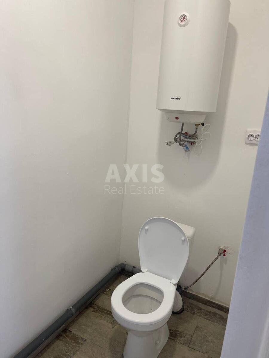 Trade object vul. Bulahovs'kogo Akademika 5, 91m21