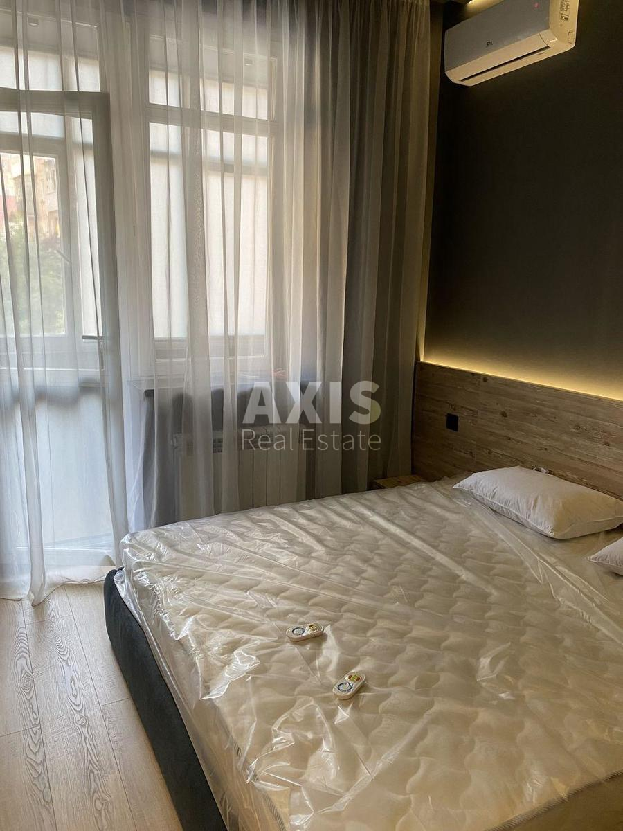 2k apartment vul. Preobrazhens'ka 8Б398522